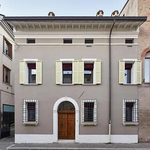 Casa Gugu Rávena